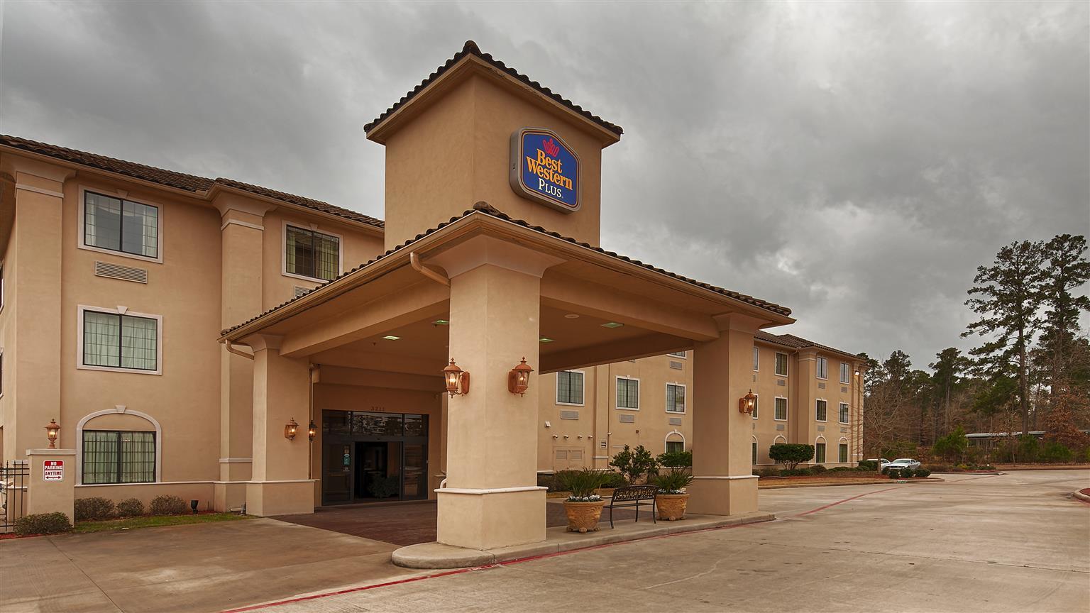 Best Western Plus Crown Colony Inn & Suites Lufkin Exteriér fotografie