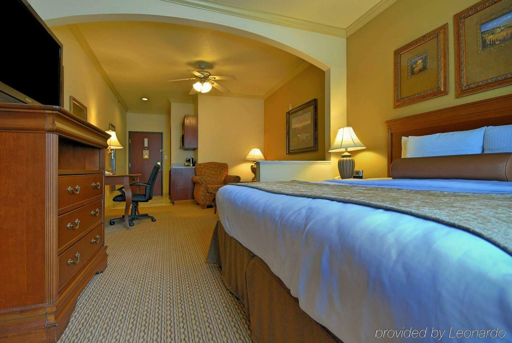 Best Western Plus Crown Colony Inn & Suites Lufkin Exteriér fotografie