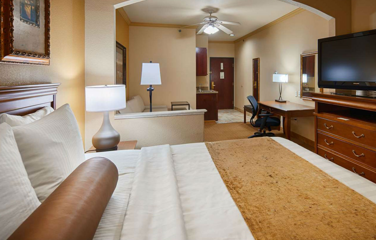 Best Western Plus Crown Colony Inn & Suites Lufkin Exteriér fotografie